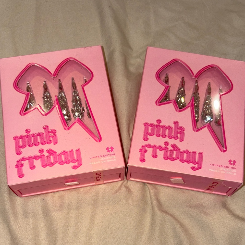 Nicki Minaj Pink Friday Limited Edition Press On Set